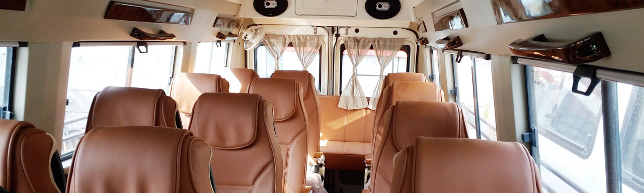 12 seater tempo traveller